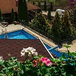 Safari Village Hotel