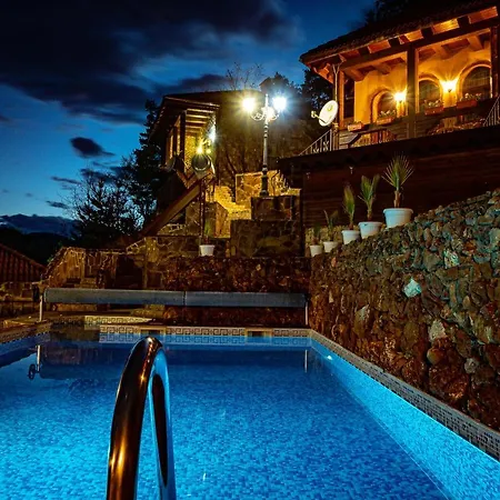 Safari Village 3*