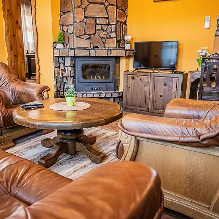 Safari Village فندق فيلينغراد