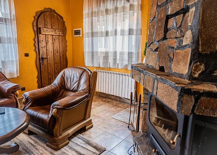 Safari Village Hotell 3*